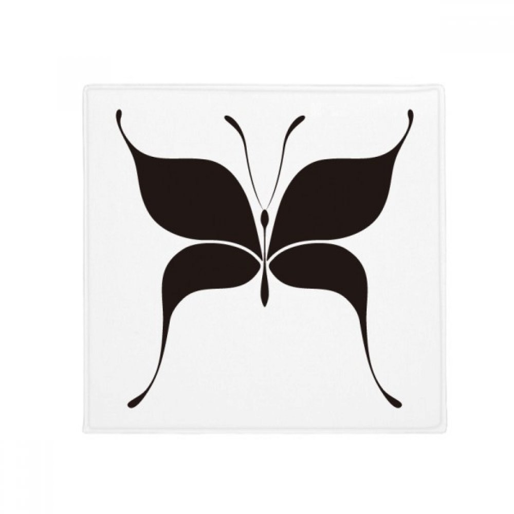Tapis fée papillon noir antidérapant idéal pour habiller le sol de la cuisine