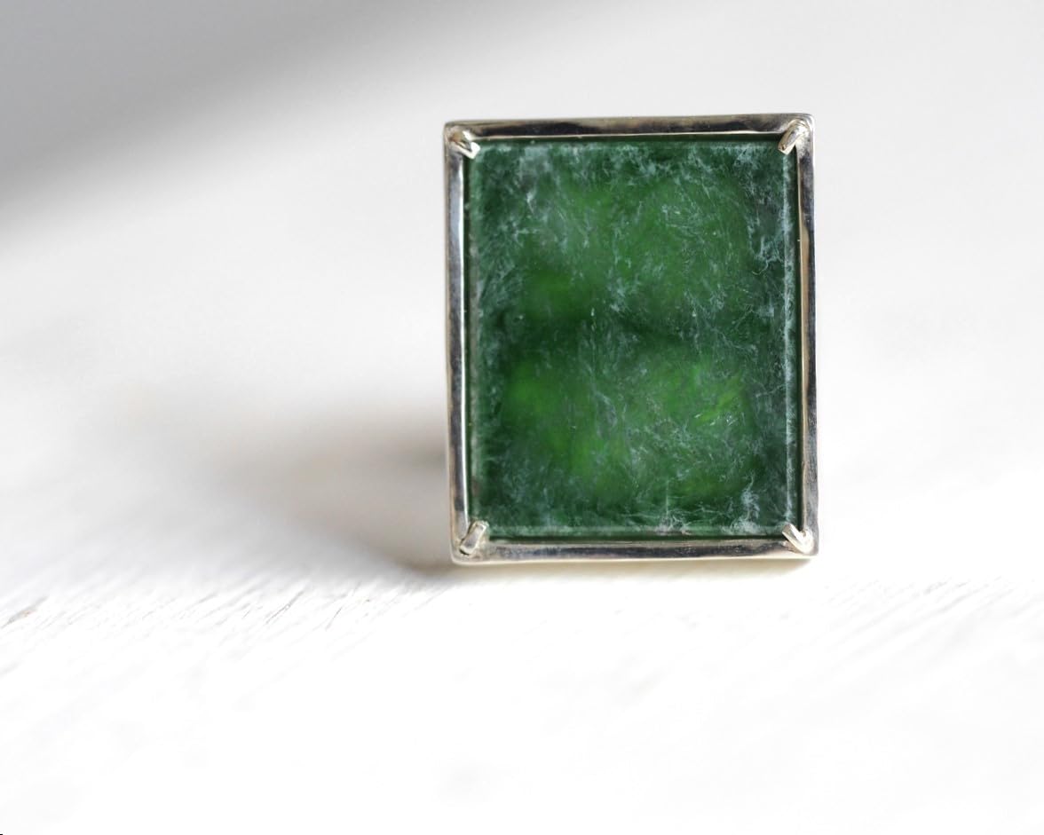 Amazon.co.jp: 糸魚川翡翠 SV ピンブローチ 和装小物 根付 鑑賞 天然無