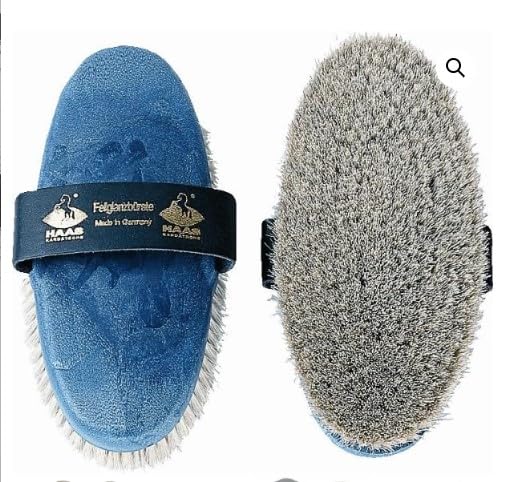 Haas 'Firey Red Head' Grooming brush set - designed for chestnut coats, Black, 200 x 85mm - Image 4