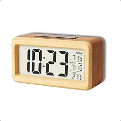 Relógio Digital Despertador Madeira Clara, Luz Noturna, Display LCD, Controle de Som, 14x4x7 cm