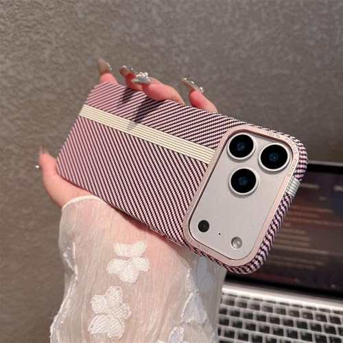 Coque carbone texturée iPhone 14 13 Pro Max idéale pour le quotidien urbain