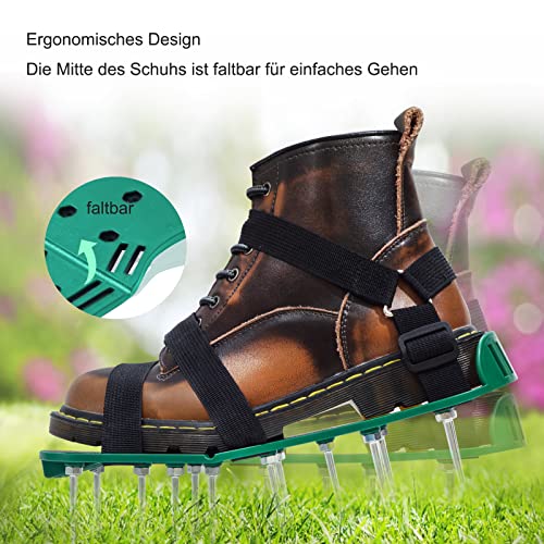 Foto von FOTFLACE Rasenlüfter Schuhe mit Verstellbaren Schulterriemen Schwer Metallschnalle Rasenlüfter Vertikutierer Universelle Größe Rasenbelüfter Nagelschuhe für Rasen Garten (Grün)