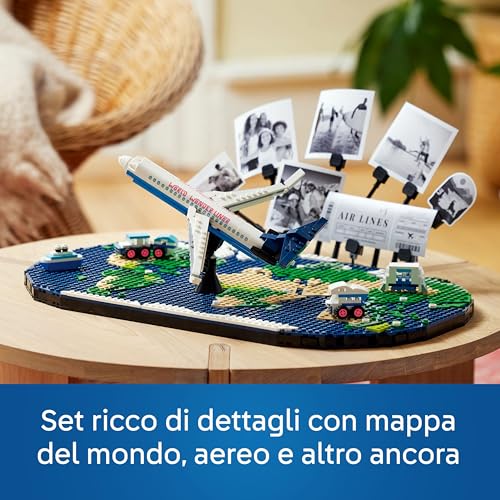 Family Momenti di Viaggio, Mappa del Mondo Giocattolo con Aereo da Costruire e Supporto Foto, Giochi per Bambini e Bambine, Gadged Idea Regalo per Ragazzi e Ragazze, Attività per Famiglia 41838 - Lego - Immagine 2