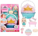Yummiland Beauty Jeu de sac + Poupée lip Gloss - Sac de cupcake inclus le gâteau d'anniversaire exclusif Callie, Nail polonais + Stickers ongles, Scintillement du corps, Jeu de poupée, Cosmétiques 4+
