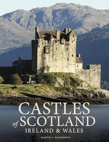 Castles of Scotland, Ireland & Wales (Amazing Places)