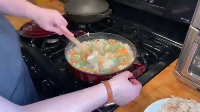 La Cuisine 5210GK - Olla De Hierro Fundido Esmaltado Para Horno Holandes Con Tapa 6 5 Cuartos De Galon De 11 Pulgadas De Diametro Interior