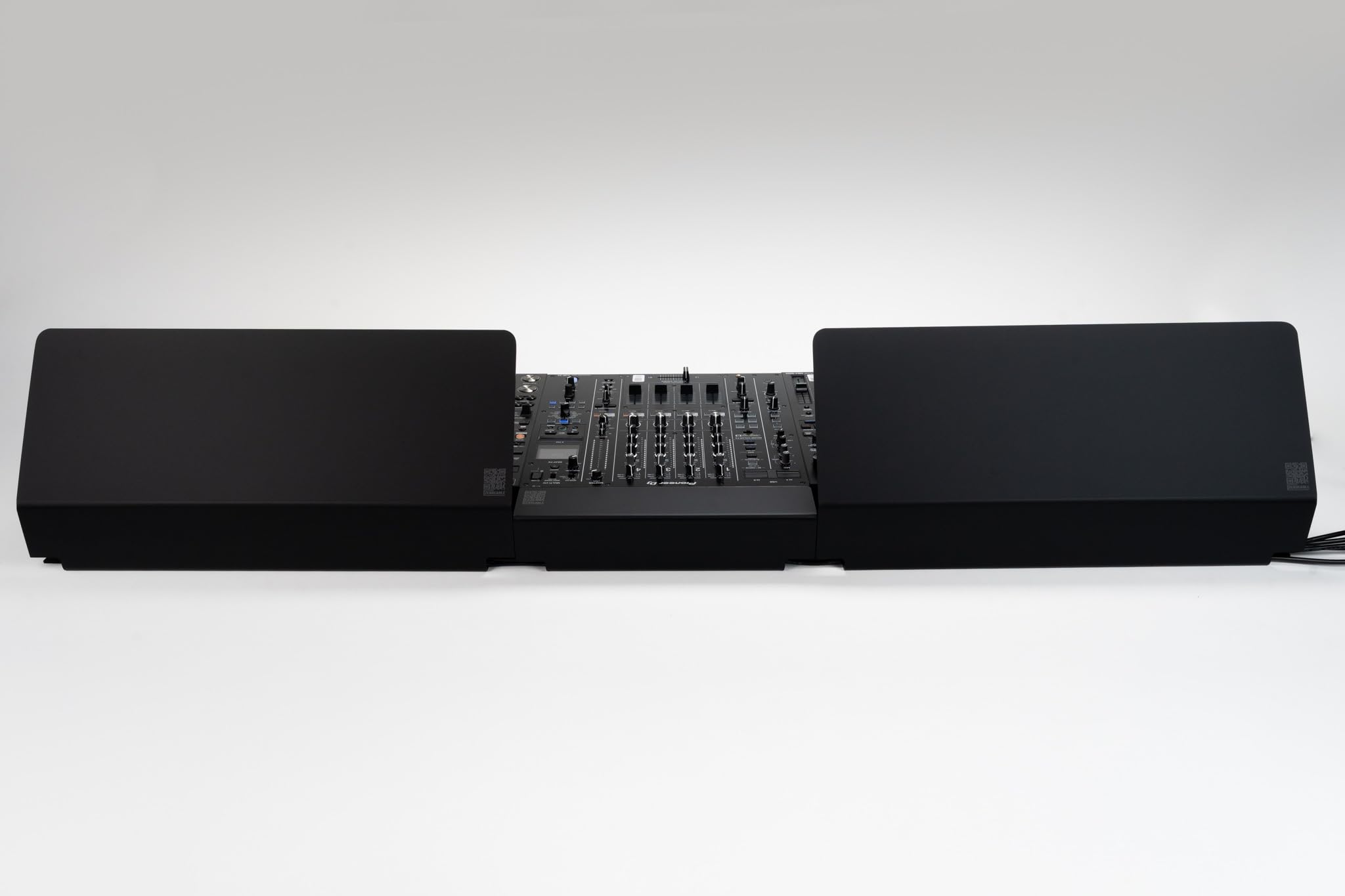 1 x Sunshield Double Standard für DJ-Player CDJ 3000/2000 Displays, 66 cm Integrierter Cable Cover für klare Sicht und Kabelmanagement, DJ Sun Cover, Sonnenschutz, Made in Germany