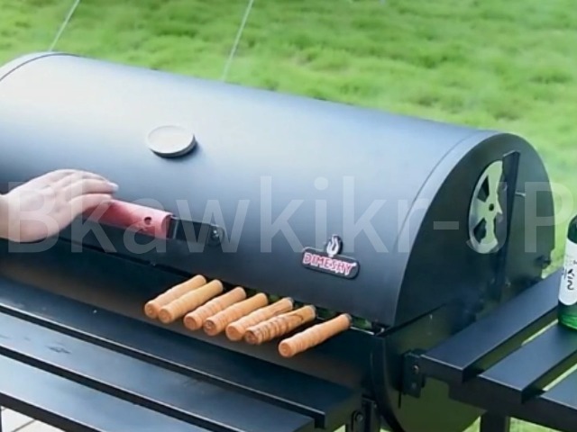 Amazon | バーベキューコンロ BBQコンロ 大型 蓋付き【自動回転 鉄板