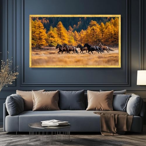 Décoration intérieure rustique avec tableau de chevaux et forêt