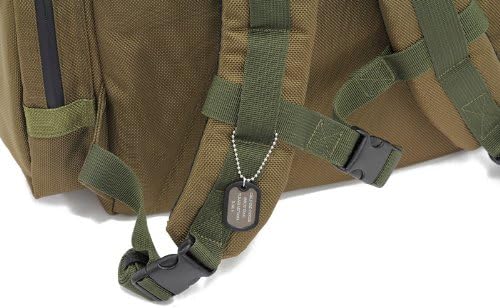 Amazon ガールズ パンツァー 秋山優花里 リュックサック アニメ 萌えグッズ 通販