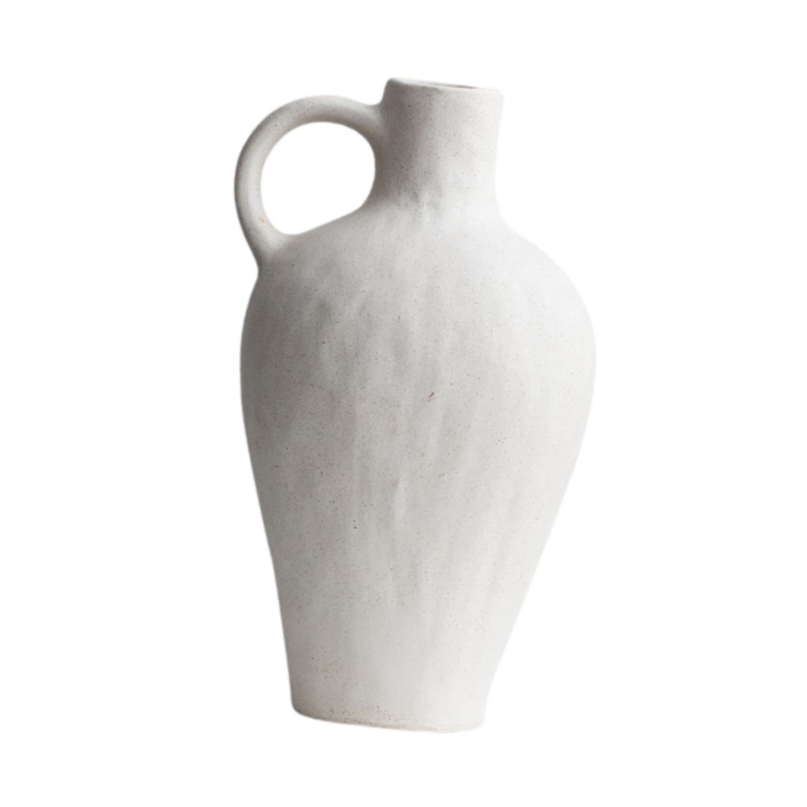 Composition florale élégante avec le vase en céramique blanche perfk