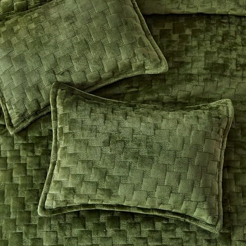 Olive Green Velvet Quilt  - image 7