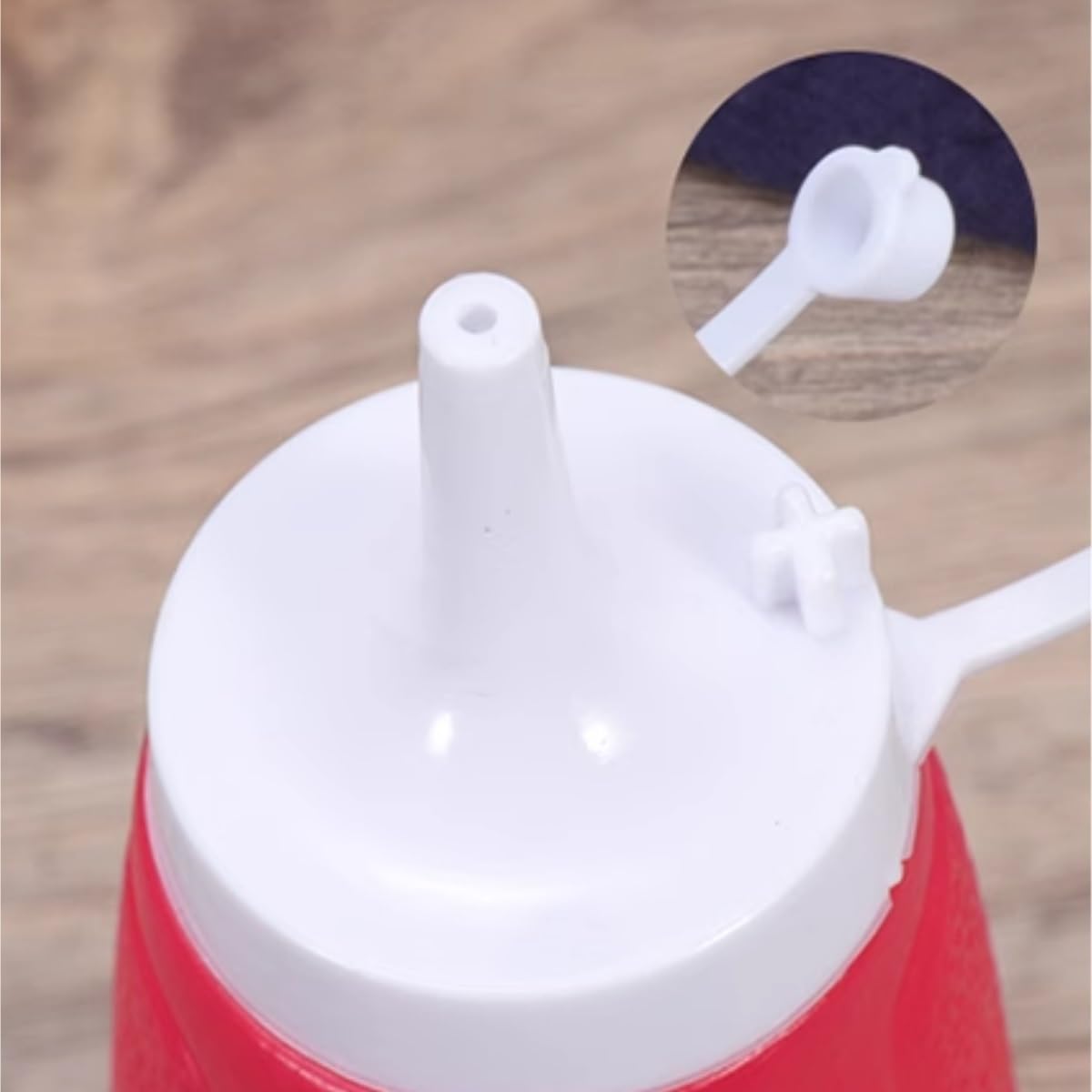 Dispensador De Botella para Salsa Juego De 5 Botellas De Plástico con Tapa, Botella For Condimentos, Salsa For Ensalada, Salsa De Tomate, Mermelada(Rot)