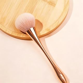 Large Fluffy Blush Brush, Rose Gold Waist Des...