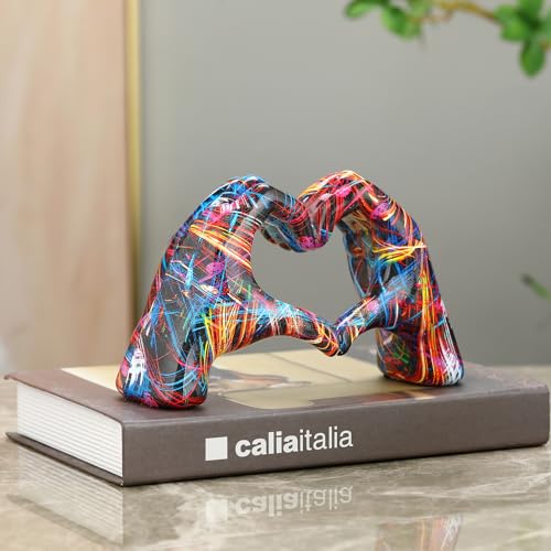 Estatua Decorativa Manos en Corazón Resina 7.3x4.9x3.2 pulg miniatura 3