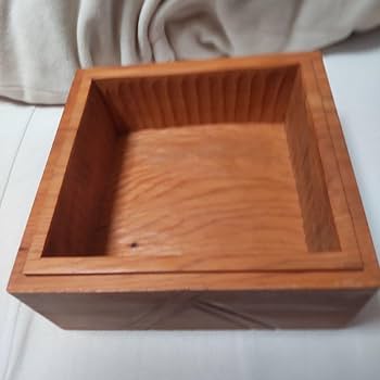 Amazon.co.jp: 飛騨高山 谷口彫刻一位一刀彫 龍箱箱 : ホーム