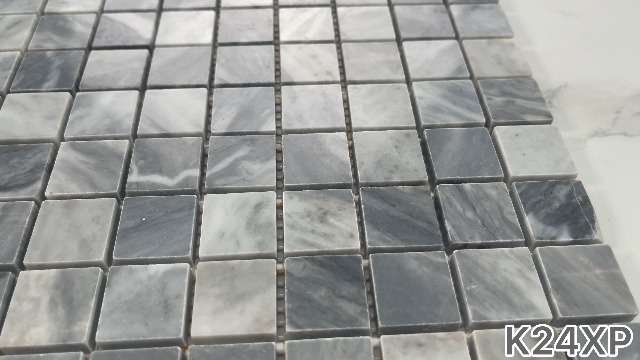 Carrelage mosaique gris brillant