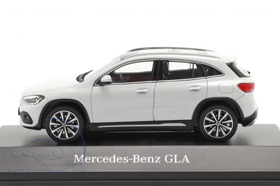 Mercedes-Benz GLA ミニカー 1/43 Amazon | スパーク メルセデス ベンツ GLA ミニカー1/43 BENZ