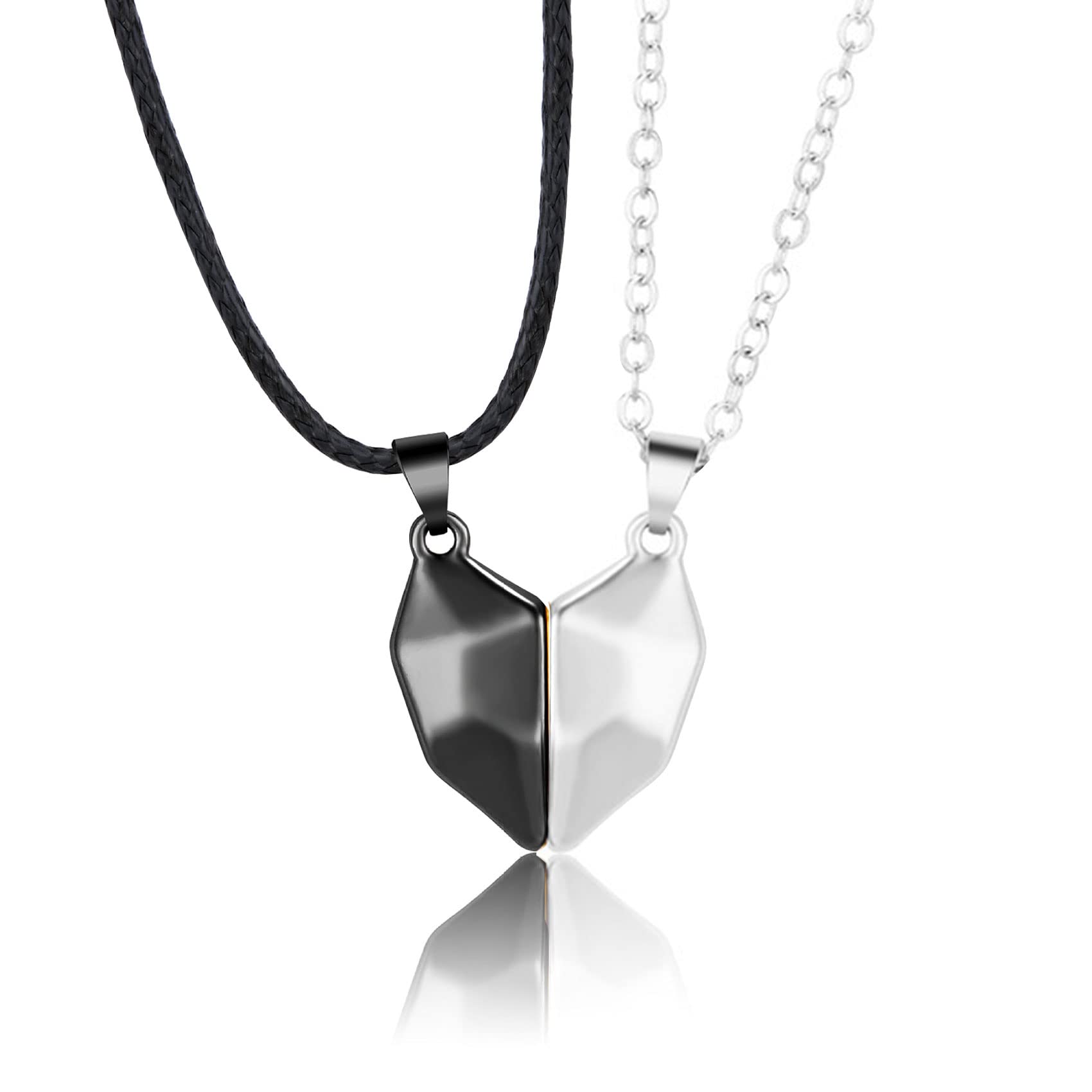 Magnetic Necklaces for Couples, Heart Pendant Necklace Romantic Gifts for Girlfriend Boyfriend Best Friend Necklace Him and Her Magnetic Necklace Jewellery