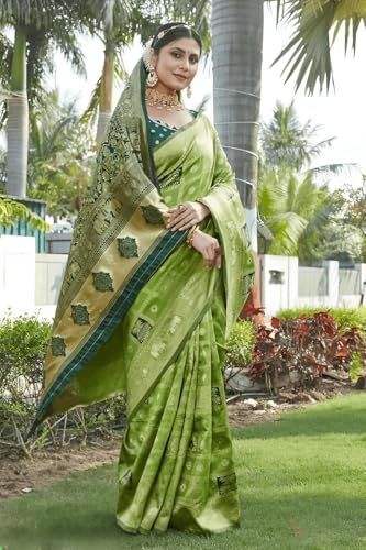 Image of Yashika Women's Banarasi Kanjivaram Silk Woven Saree | Animal Printed Patola Silk Saree for Women
