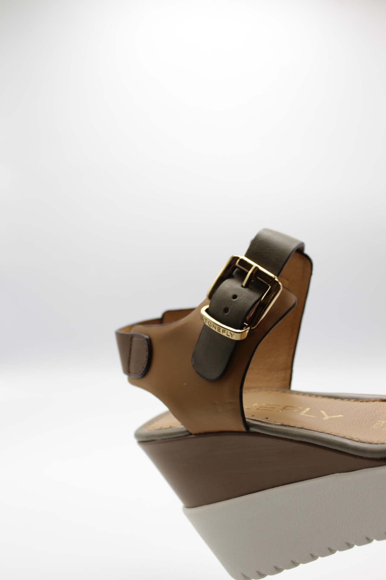 Stonefly Ely 17 Sandalo zeppa comfort con fibbie da donna CALF 219135 CIGAR BROWN Marrone