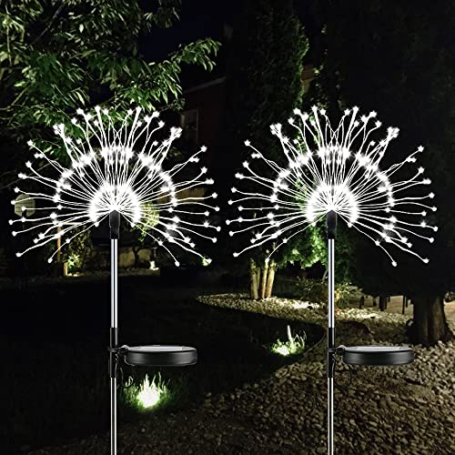 VGE Luces solares de jardín al aire libre, 2 paquetes de 150 fuegos artificiales LED, resistente al agua, iluminación de camino de paisaje, con 2 modos de inclinación y encendido estable, para