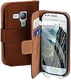 PREMIUM TASCHE: 2 Kartenfächer und ein Geldfach machen die magnetisch verschließbare Schutzhülle zur praktischen Brieftasche. In geschlossenem Zustand wird sie zum starken Full-Body Cover Etui