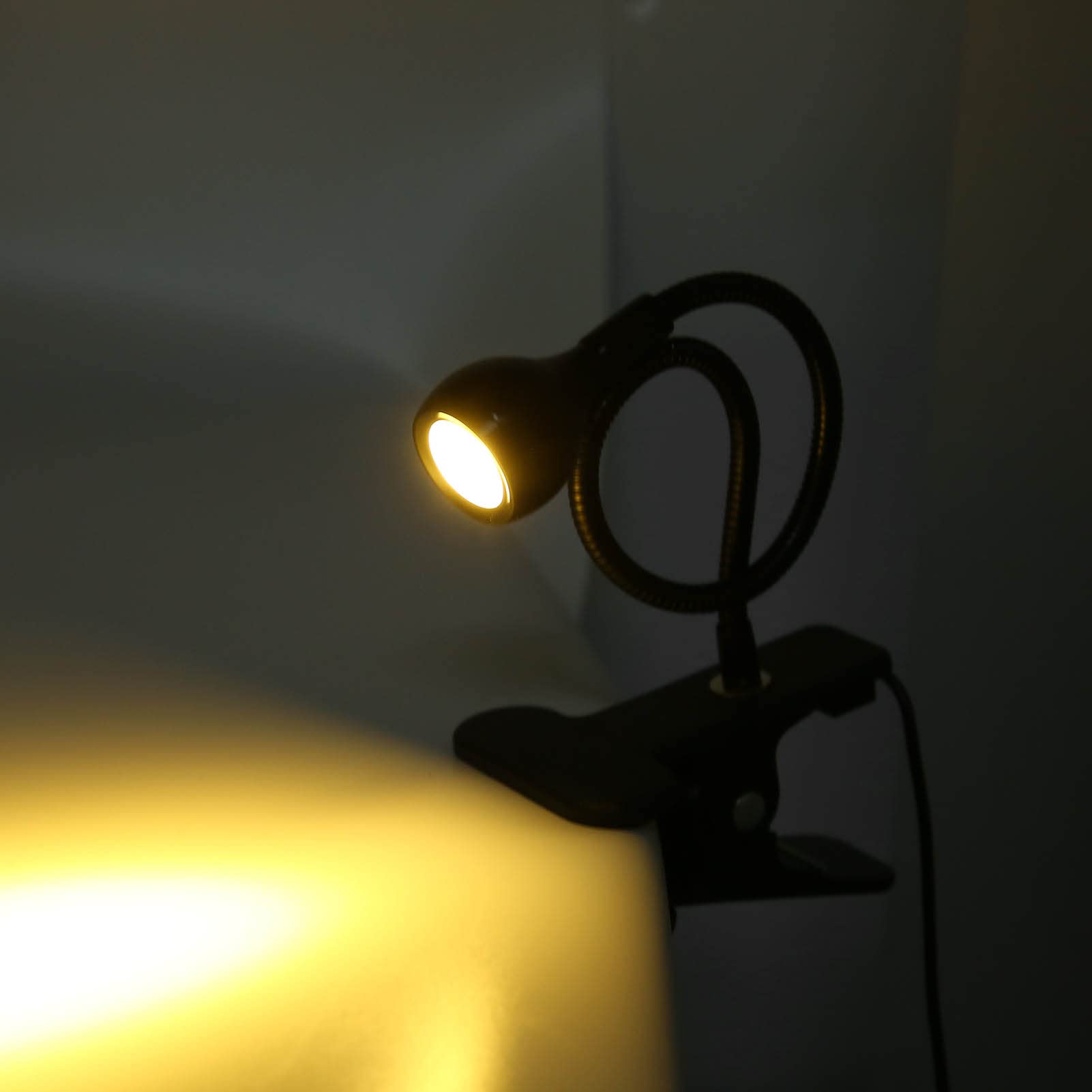 NLBN Boek Licht Clip Lange Armtafellamp 48 Lei DS Clip Mounted Office LED Bureaulamp USB Lees Licht Oogbescherming Klemboeklicht Oogzorg Prive Leesruimte