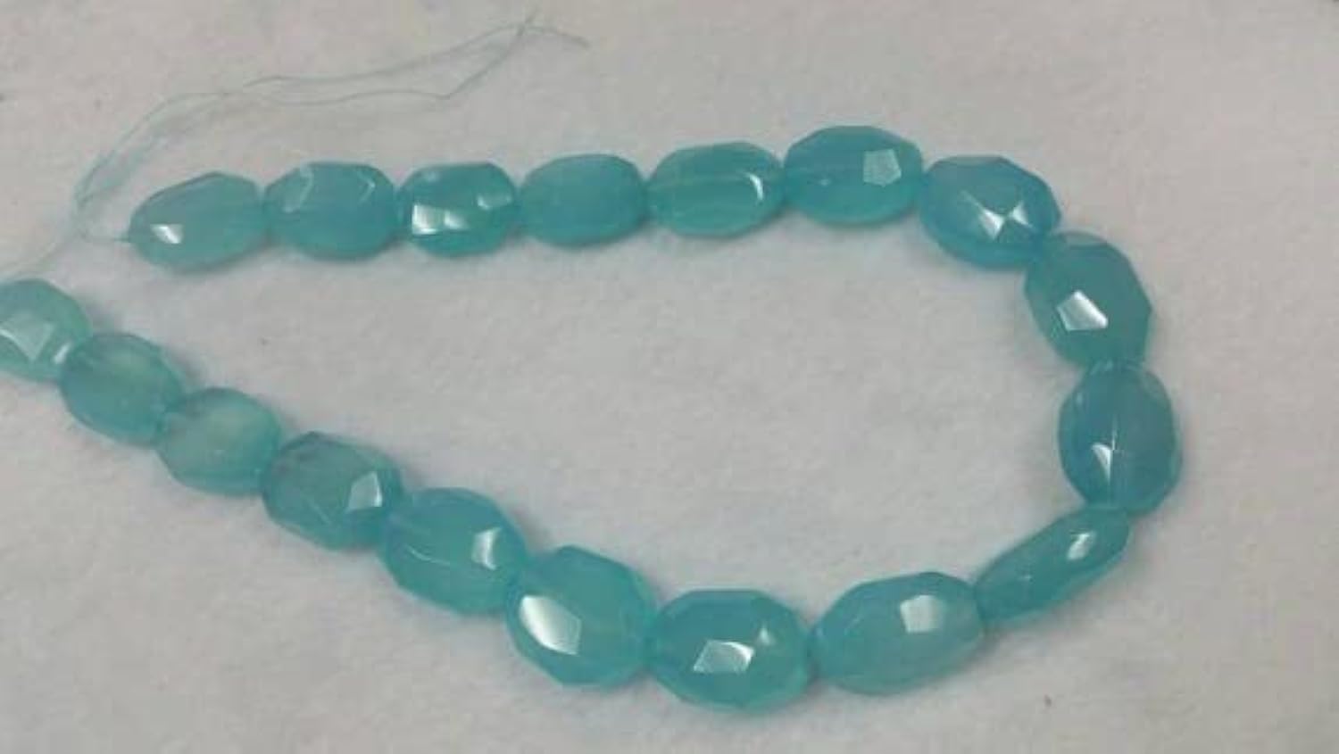 Aqua Chalcedony Faceted Nugget, pierres fines de calcédoine taillées pour haute joaillerie
