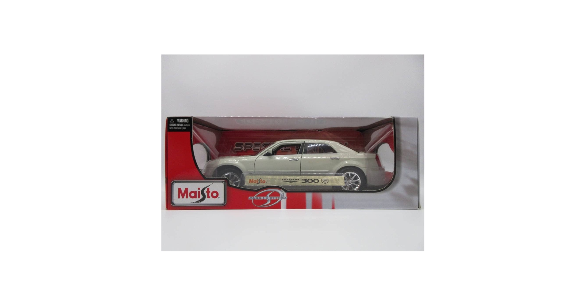 レア！1/18 アメ車　ミニカー　クライスラー　300C ヘミhemi CHRYSLER 300C HEMI WHITE MAISTO LUXURY DIE-CAST COLLECTION 1