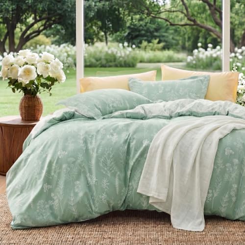 Bedsure Queen Comforter Set - Sage Green Bed Set, 3 Pieces Lightweight Summer Cute Floral Bedding, 1 Soft Reversible Botanical Flowers Comforter and 2 Pillow Shams