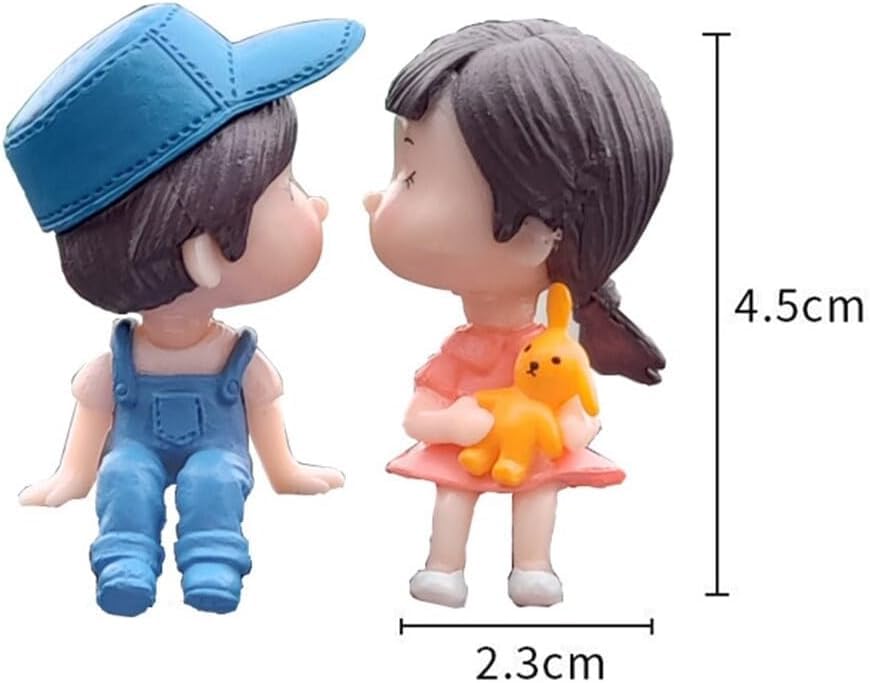Image of Car Dashboard Couple Figurine with Balloon Decor - Silicone Cute Love Mini Statue Showpiece for Car Interior, Romantic Bobblehead Toy Gift Accessory for Couples, Dashboard Decoration