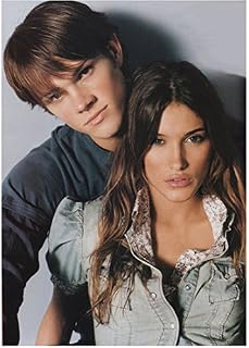 Jared Padalecki 8 Inch x 10 Inch Photograph Supernatural Gilmore Girls House of Wax Behind Pretty Brunette kn