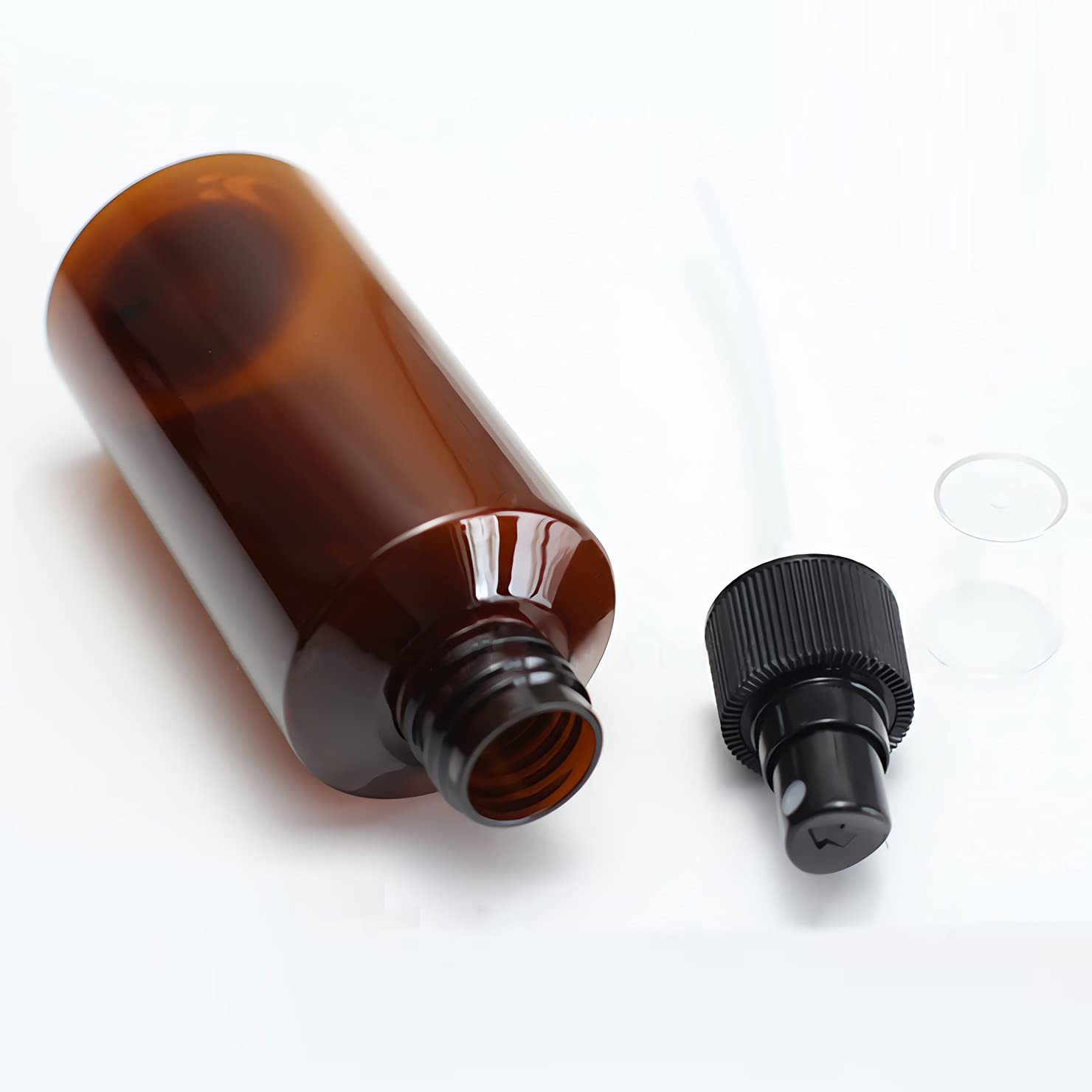 24 Piezas 200 ml Botella de Spray Plástico Vacías Marrón con Bomba en Spray Negro de Niebla Fina Atomizador Pequeño para Perfume Viaje Artículos de Agua Cosmético Alcohol
