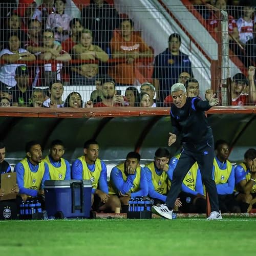 GE Gr&ecirc;mio #409 - Pontos fortes e fracos do Gr&ecirc;mio de Lu&iacute;s Castro antes do Gre-Nal copertina