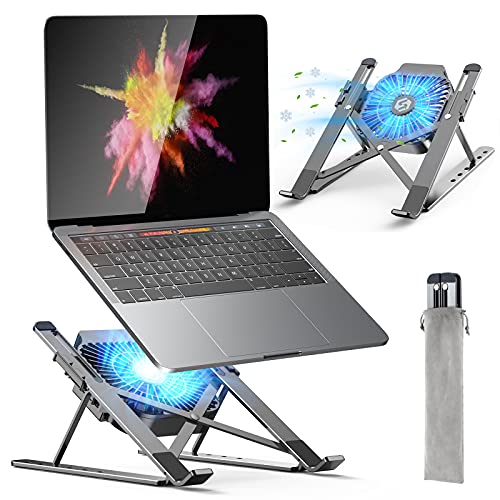حامل لاب توب قابل للتعديل مع مروحة تبريد USB قابلة للفصل، بتصميم جيد التهوية وقابل للطي مصنوع من الالومنيوم المتين لرفع اللاب توب مناسب لاجهزة ماك بوك اير برو/ ديل اكس بي اس/ وغيرها مقاس 10-15.6 بوصة