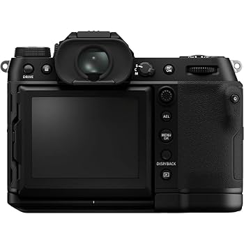 GFX 50S ⅱ FUJIFILM ミラーレス一眼カメラ おまけ付き 富士フイルム、大型センサー搭載ミラーレスカメラ「GFX50S II