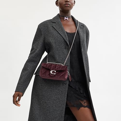 Image of COACH Women's Quilted Leather Tabby 20 Shoulder Bag