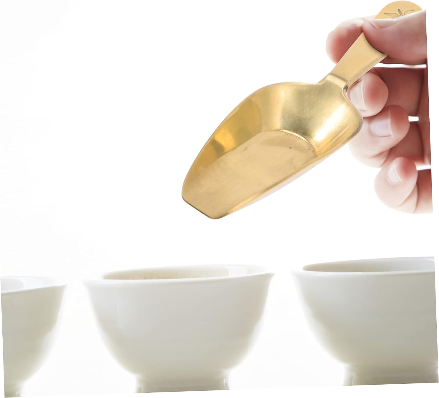 Tea Scoop Long Handle Brass Grain Spoon Kitchen Bean Scoop Simple Tea Leaf Spoon for Scooping Baking Ingredients