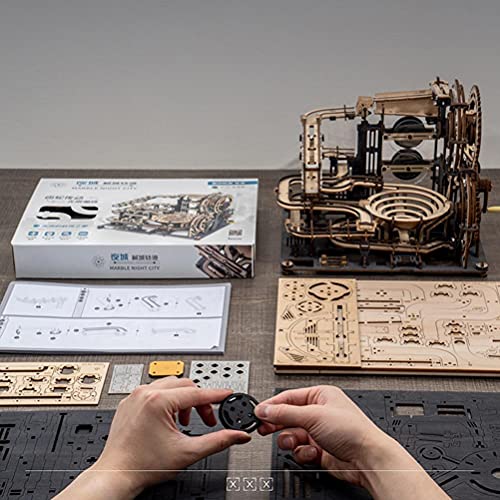 Brteyes Kits de modelo de madeira Marble Run – Quebra-cabeça de madeira 3D grande em formato de orbi