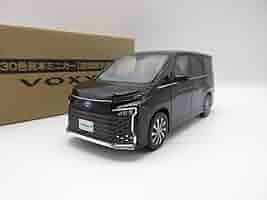 ミニカー トヨタ ボクシー  2022モデル 非売品 51-eIw1hIvL._AC_SY200_QL15_.jpg
