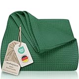 LAYNENBURG Premium Tagesdecke 150 x 200 cm - Waffelpique 100% Baumwolle - leichte Sommerdecke Waffeloptik - Baumwolldecke als Bett-Überwurf, Sofa-Überwurf, Couch-Überwurf - Sofa-Decke (Dunkelgrün)