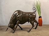 Bronzefigur Bronzeskulptur Skulptur Tierfigur Stier Angriff aus Bronze B 85 cm Deko Gartenfigur