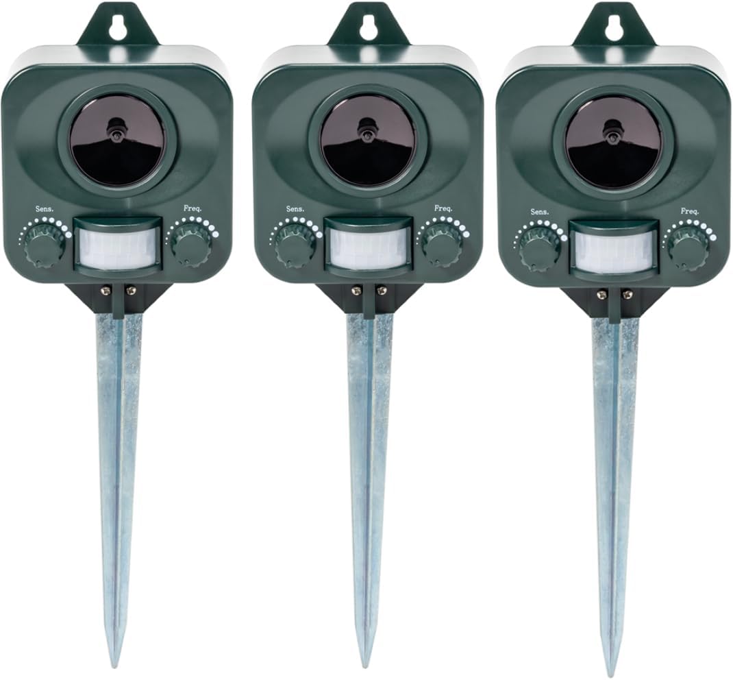 Battery Operated Motion Activated Waterproof Cat Repellent Quick Fix Ultrasonic Cat Scarer with Ground Stake - Set of 3