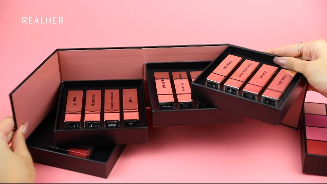 Amazon.com : RealHer Lip Cube - Exclusive Holiday 16 Lipstick