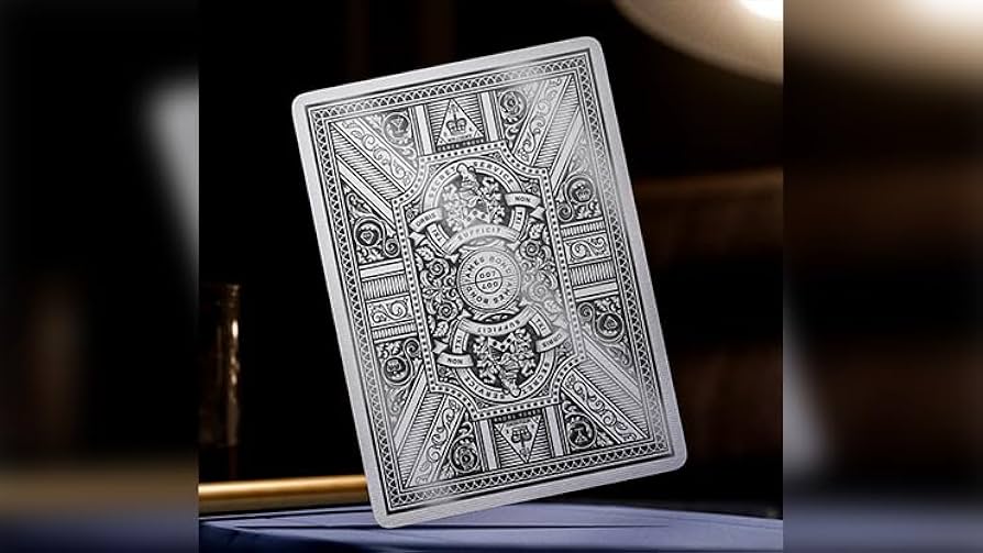 Amazon.co.jp: Theory11 ジェームズ・ボンド007 トランプ James