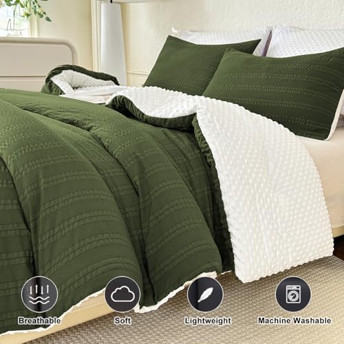 Image of tohrisa Boho Comforter Set Queen Size Striped Pleats Bohemian Seersucker Bedding Set All Season Soft Cozy 3 Pieces Quilt with 2 Pillowcases(90 inchX90 inch Dark Green)