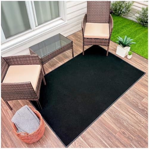 KOECKRITZ Black Indoor/Outdoor Rug
