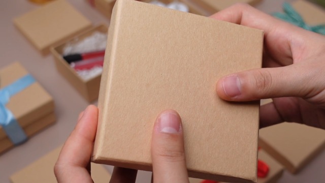 Amazon.com: Geyee 24 Pcs Mini Paper Mache Boxes with Lids Square