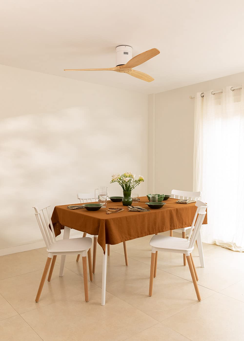 CREATE / WINDCALM M/Ventilateur de plafond ABS avec télécommande et contrôleur mural blanc pales effet bois clair / 40W, Silencieux, Ø132 cm, 6 vitesses, minuterie, fonction été hiver